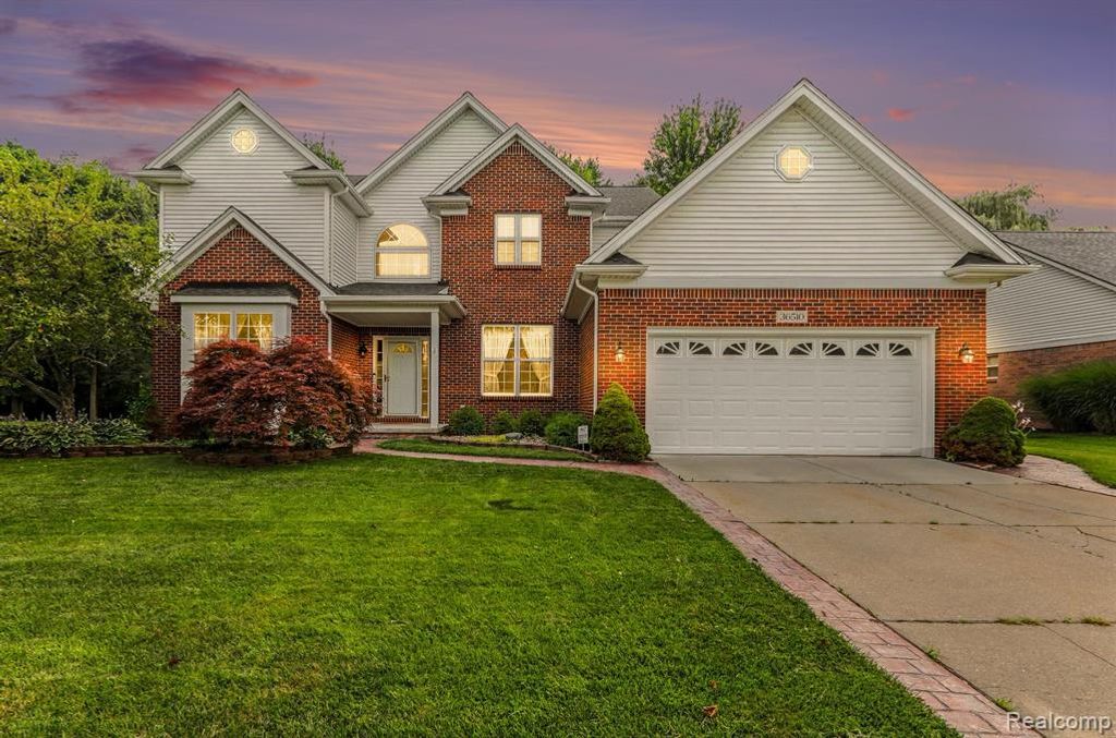 36510 Orchard Lake Drive, New Baltimore, MI 48047