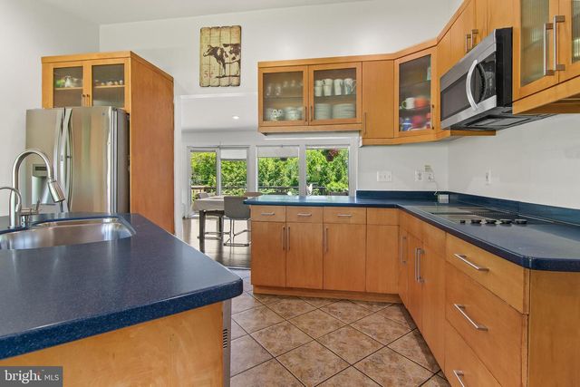 6105 IVYMOUNT RD, Baltimore, MD 21209