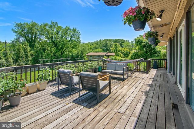 6105 IVYMOUNT RD, Baltimore, MD 21209