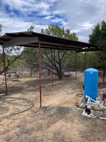 1196 LOWER MASON CREEK RD, Bandera, TX 78003