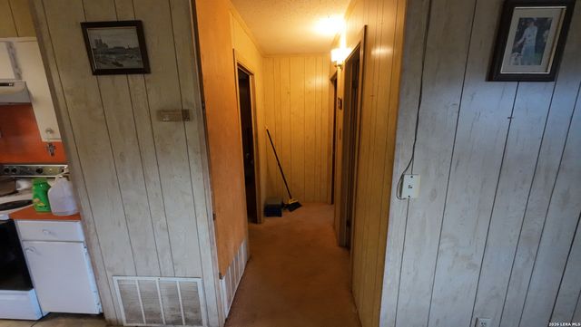 1196 LOWER MASON CREEK RD, Bandera, TX 78003