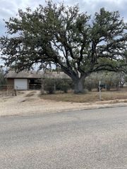 1196 LOWER MASON CREEK RD, Bandera, TX 78003