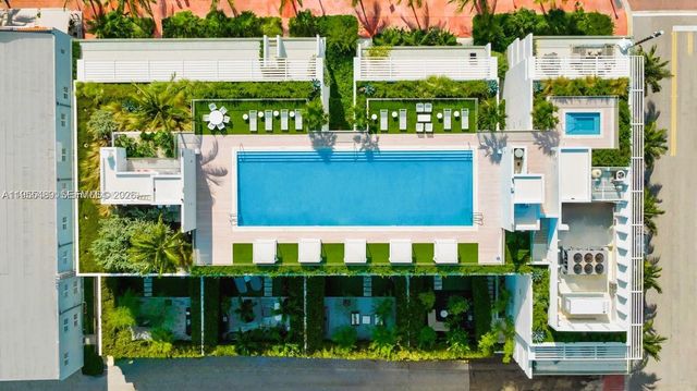 300 E Collins Ave 2D, Miami Beach, FL 33139