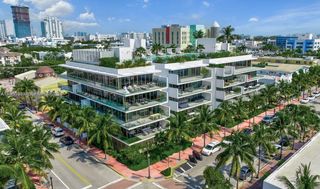 300 E Collins Ave 2D, Miami Beach, FL 33139