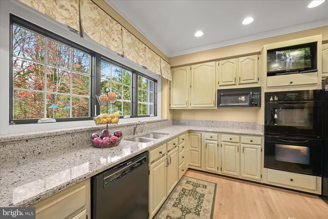 100 ASQUITHOAKS LN, Arnold, MD 21012