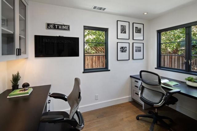 1143 Greenwood Avenue, Palo Alto, CA 94301