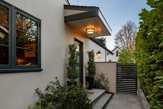 1143 Greenwood Avenue, Palo Alto, CA 94301