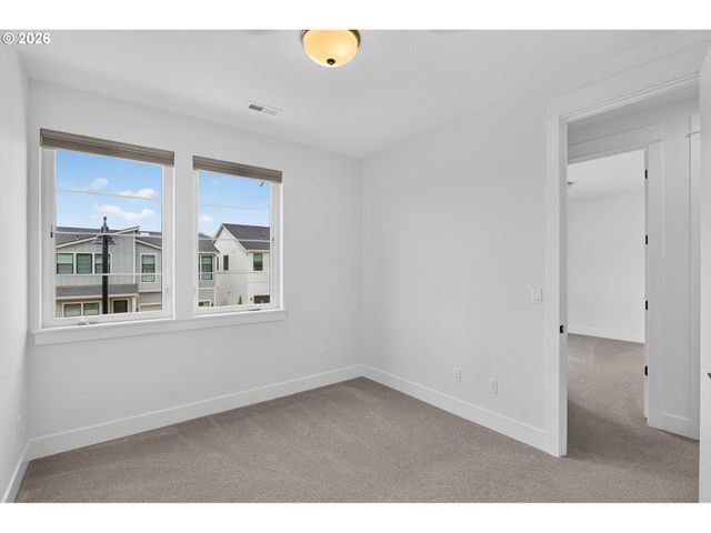 7802 Nw 156TH Ter, Portland, OR 97229