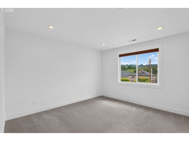 7802 Nw 156TH Ter, Portland, OR 97229