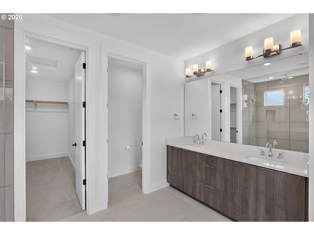 7802 Nw 156TH Ter, Portland, OR 97229
