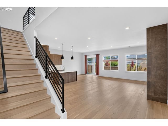 7802 Nw 156TH Ter, Portland, OR 97229