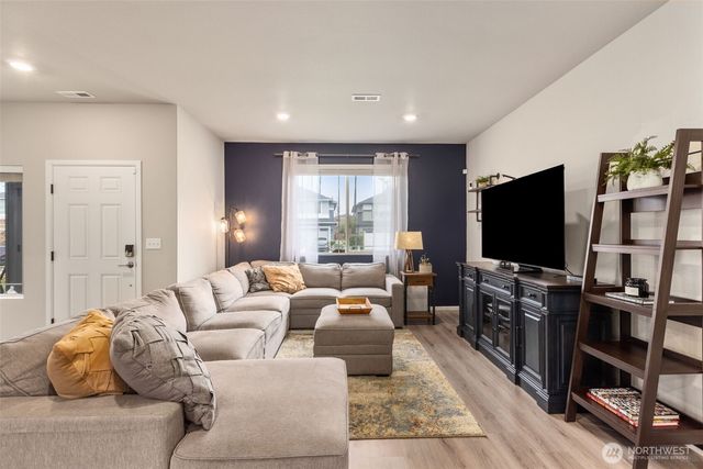 19014 131st Street Ct E, Bonney Lake, WA 98391