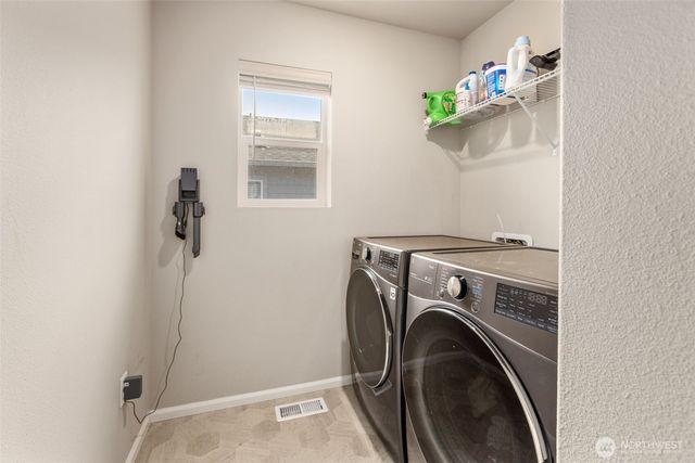 19014 131st Street Ct E, Bonney Lake, WA 98391