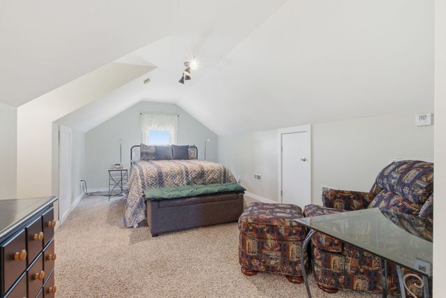 1300 Oak Grove Rd, Dickson, TN 37055
