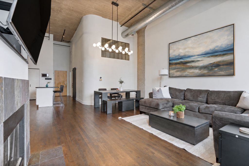 758 N Larrabee Street 319, Chicago, IL 60654 — photo 5