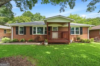 2185 Trailwood Drive SE, Smyrna, GA 30080