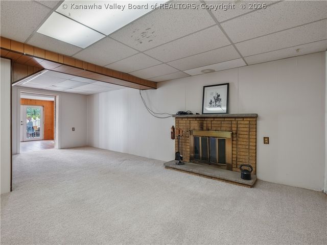 998 W Pea Ridge Road, Huntington, WV 25705