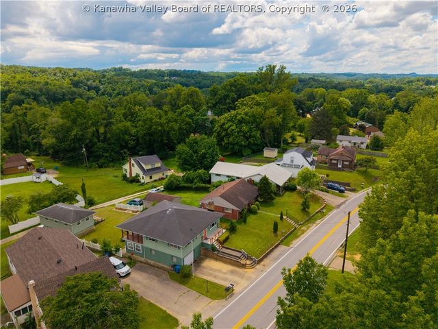 998 W Pea Ridge Road, Huntington, WV 25705