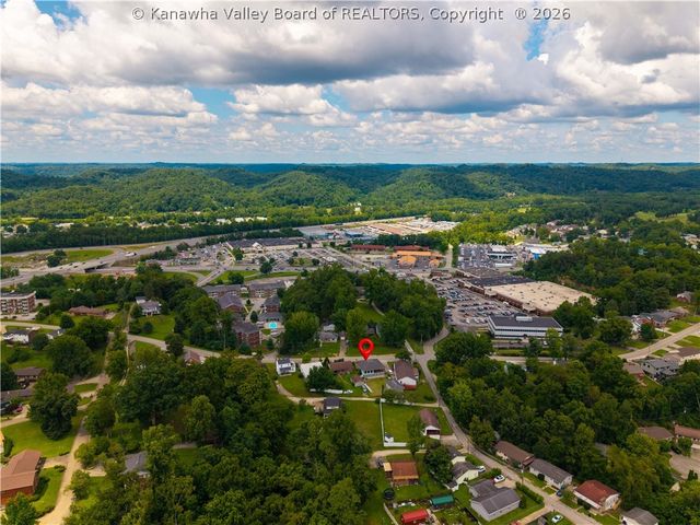 998 W Pea Ridge Road, Huntington, WV 25705