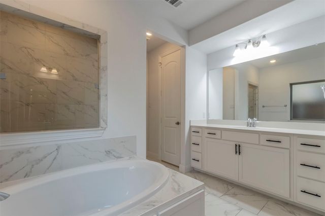 1027 Huckleberry Street, Northlake, TX 76226