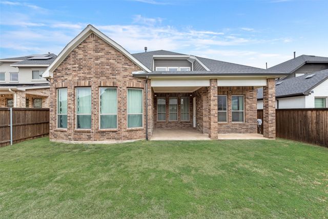 1027 Huckleberry Street, Northlake, TX 76226