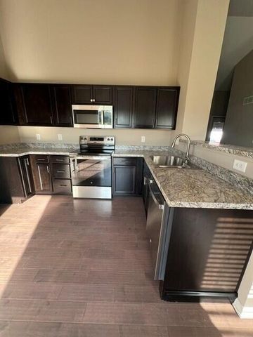 161 Poe Avenue, Lithopolis, OH 43136