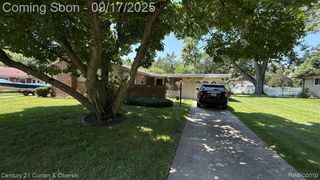 15051 Dixie, Redford, MI 48239