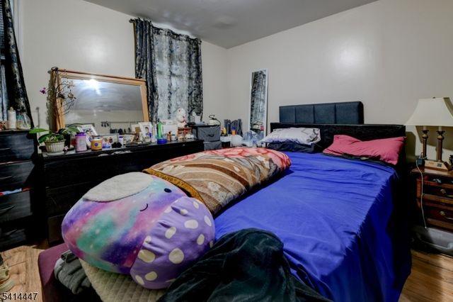 23 Hawkins St, Newark City, NJ 07105