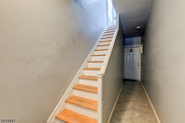 23 Hawkins St, Newark City, NJ 07105