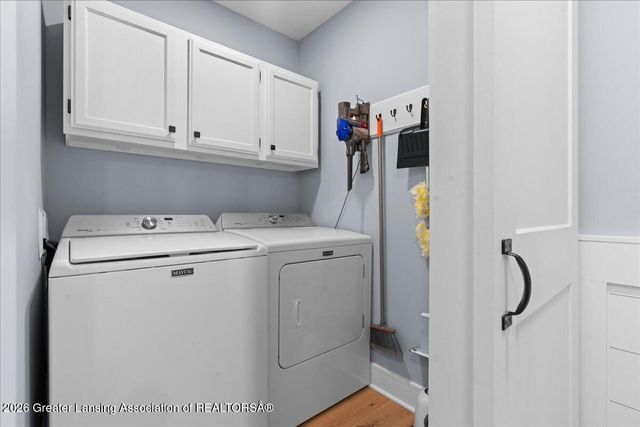 6321 Timber View Drive, East Lansing, MI 48823