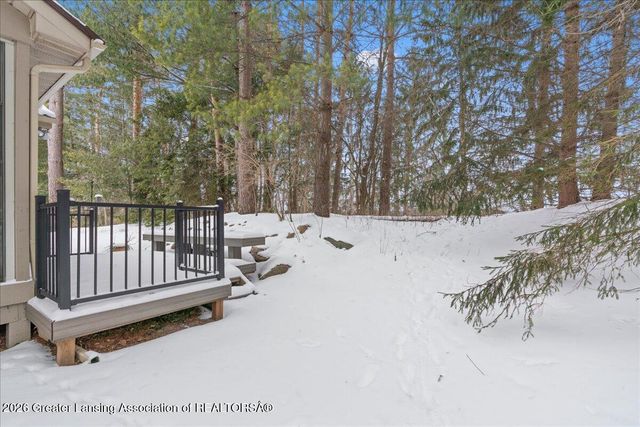 6321 Timber View Drive, East Lansing, MI 48823