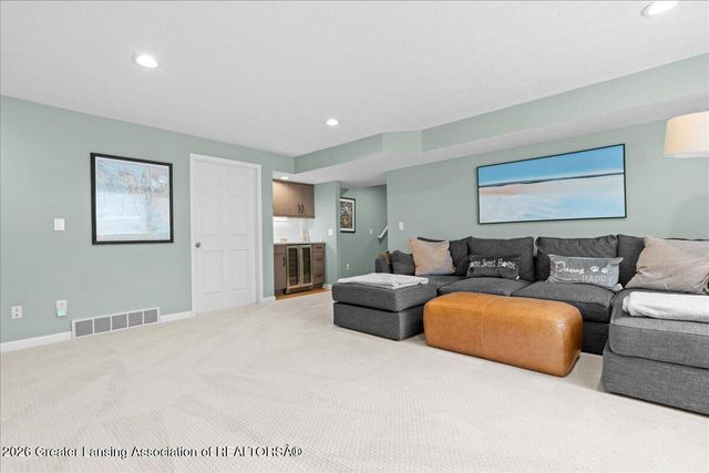 6321 Timber View Drive, East Lansing, MI 48823