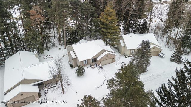 6321 Timber View Drive, East Lansing, MI 48823