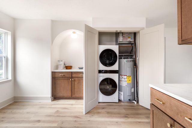 1055 S New Avenue, Springfield, MO 65807