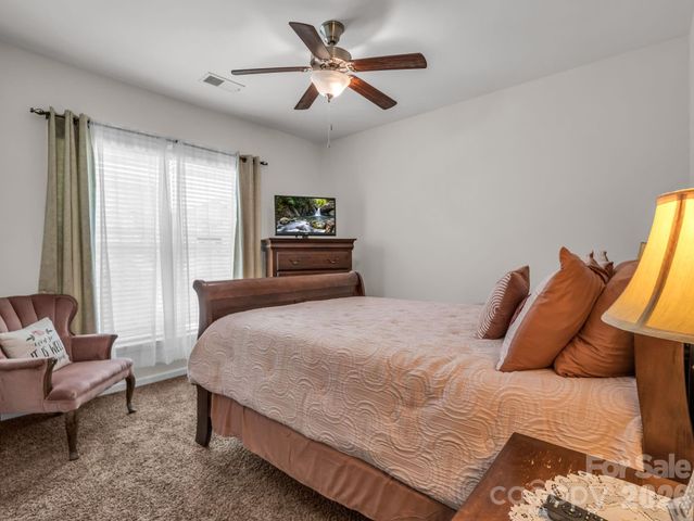 91 Brickton Village Circle 301, Fletcher, NC 28732