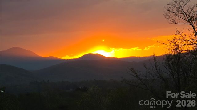 91 Brickton Village Circle 301, Fletcher, NC 28732
