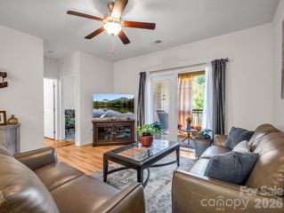 91 Brickton Village Circle 301, Fletcher, NC 28732