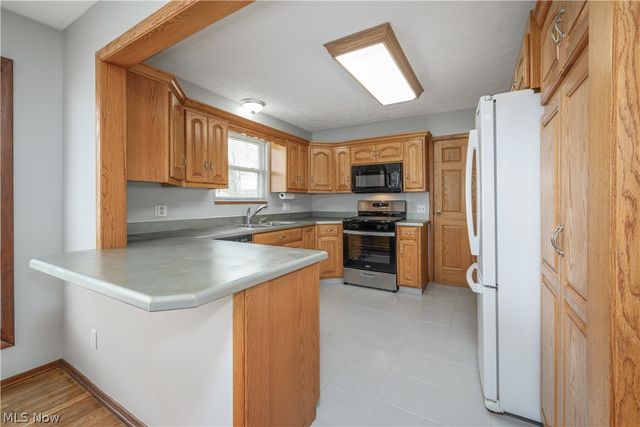 6860 Beridge Street, Louisville, OH 44641