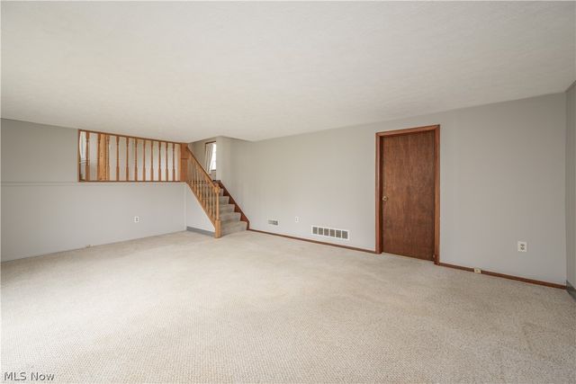 6860 Beridge Street, Louisville, OH 44641