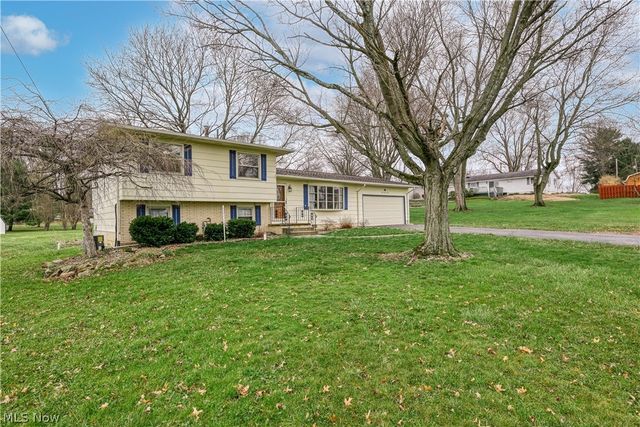 6860 Beridge Street, Louisville, OH 44641