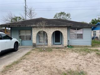 205 S 34th Street, Edinburg, TX 78542
