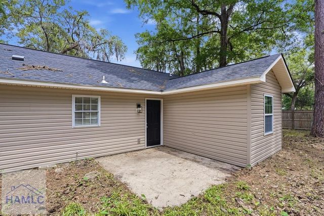 1384 Lake Drive, Midway, GA 31320