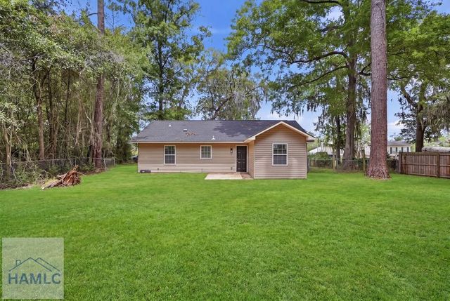 1384 Lake Drive, Midway, GA 31320