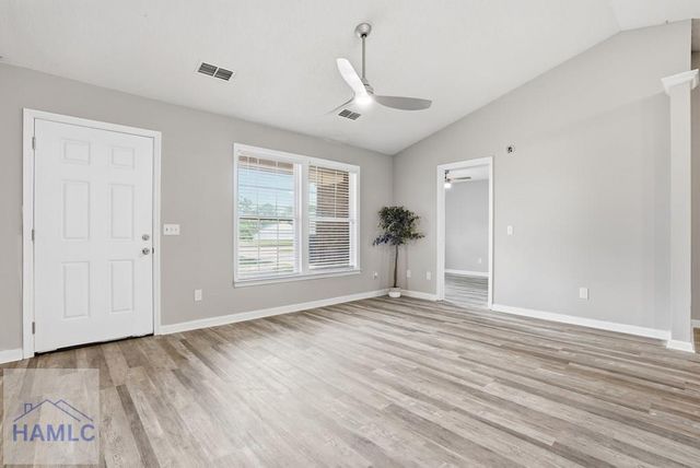 1384 Lake Drive, Midway, GA 31320