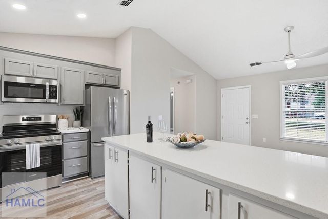 1384 Lake Drive, Midway, GA 31320