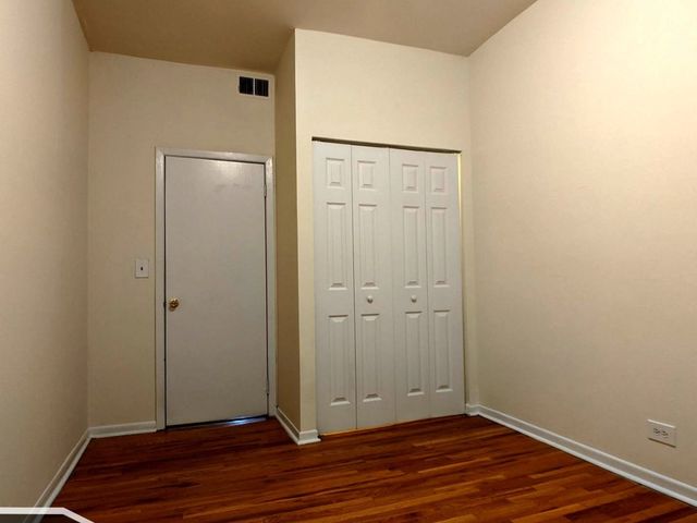 2323 N Kedzie Boulevard 2, Chicago, IL 60647