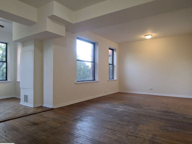 2323 N Kedzie Boulevard 2, Chicago, IL 60647