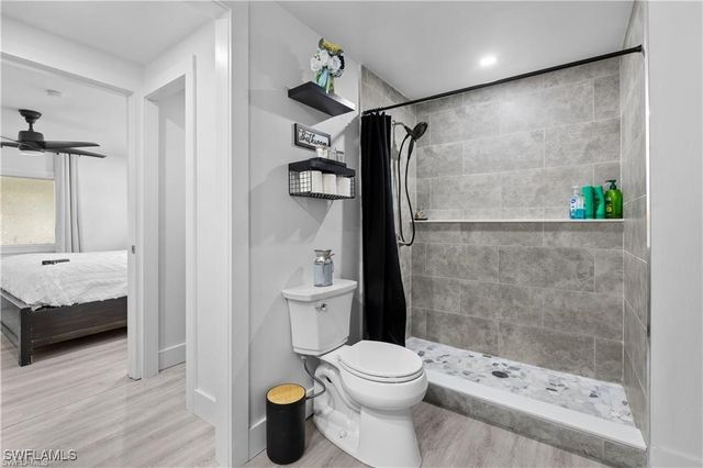 23 Derhenson DR, Naples, FL 34114