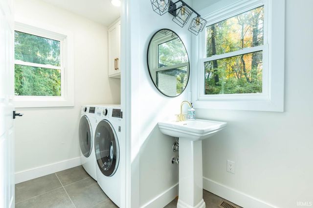 621 S Pleasant Ridge Drive, Bloomington, IN 47401