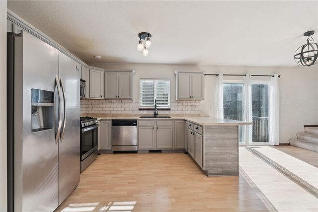 45 Woodstone Lane SW, Cedar Rapids, IA 52404